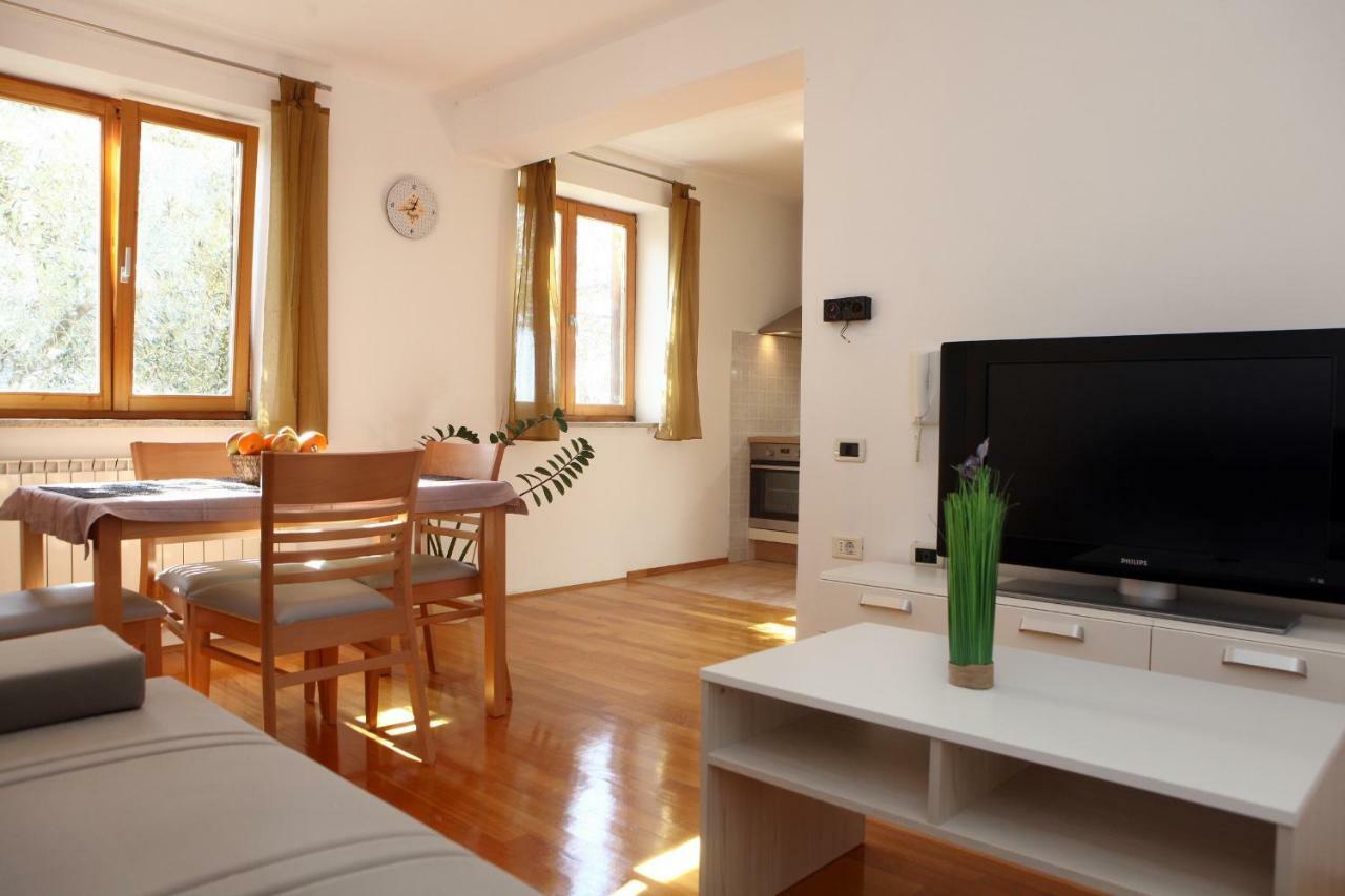 Peaceful Apartment Ankaran SP Bagian luar foto