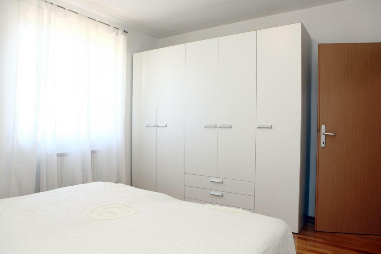 Peaceful Apartment Ankaran SP Bagian luar foto